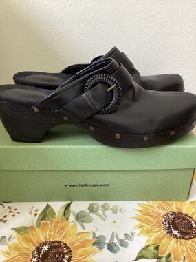 Clarks Black Leather Clog Mules with Woven Round Buckle